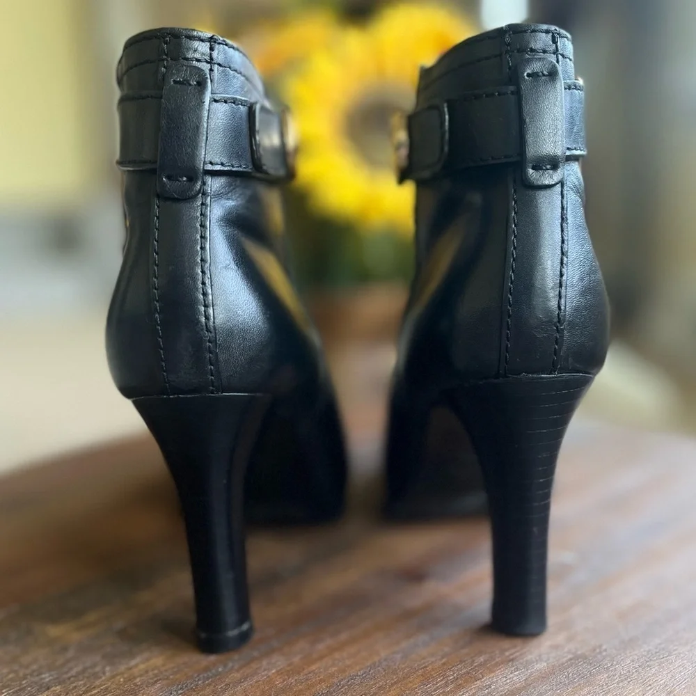 Tory Burch Black Leather Ankle Boots Women’s 5